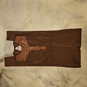 Curved illusion plunge leotard